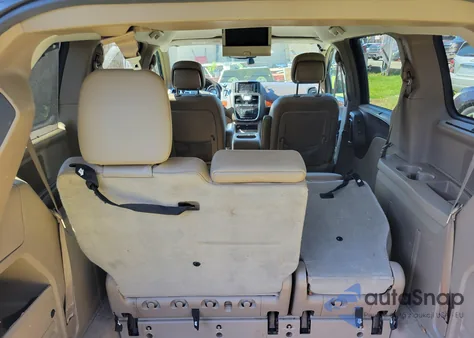 2015 Chrysler Town & Country из США, поврежденный, VIN 2C4RC1CG8FR629369